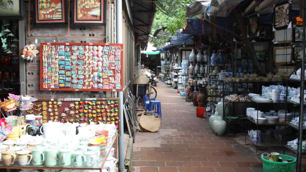 bat-trang-pottery-village-tour