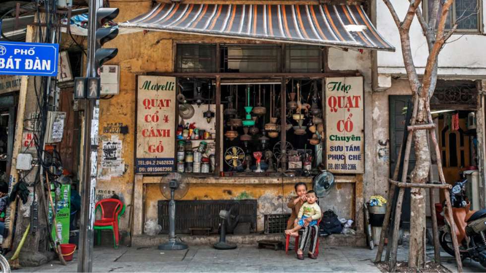 hanoi-old-quarter-daily-life
