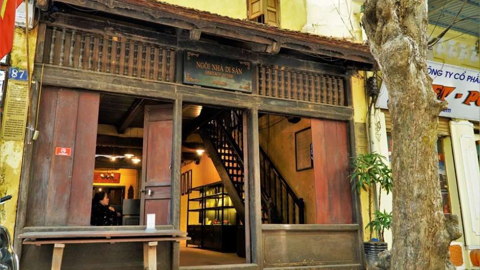 ma-may-old-house-history